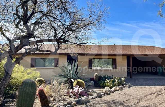 6665 North Donna Beatrix Circle