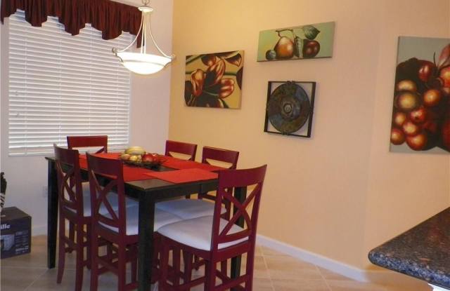 8681 Piazza Del Lago