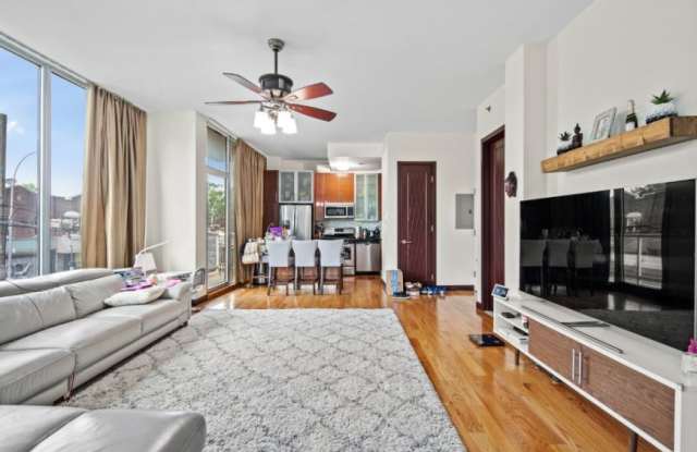380 Kings Highway