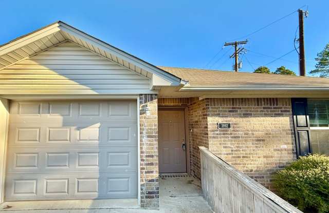 3/2/1 near UT Tyler!