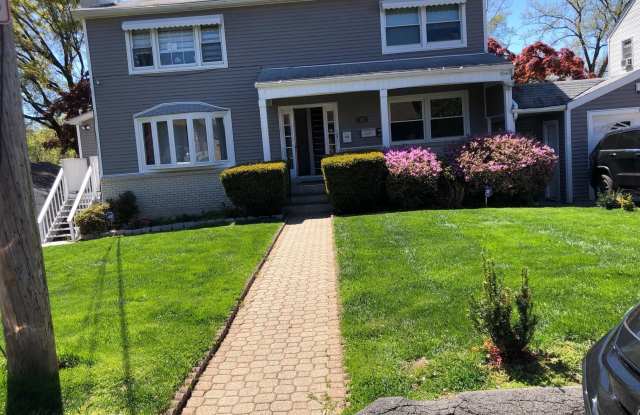 Photo of 32 Roanoke Avenue unit: #1