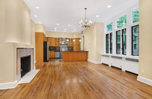 130 East 35th Street