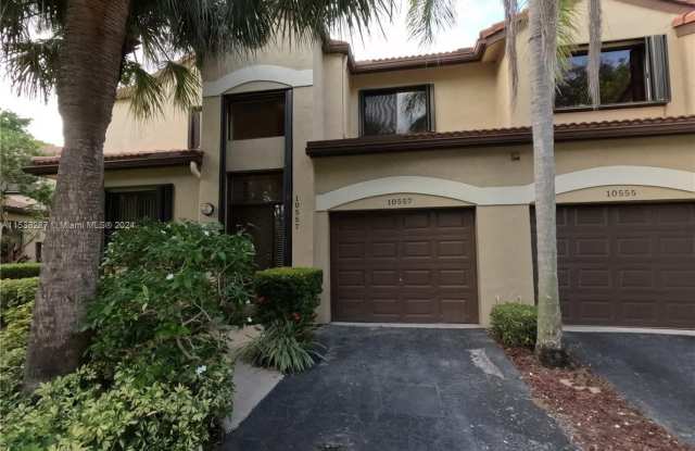 10557 NW 10th Ct - 10557 Northwest 10th Court, Plantation, FL 33322