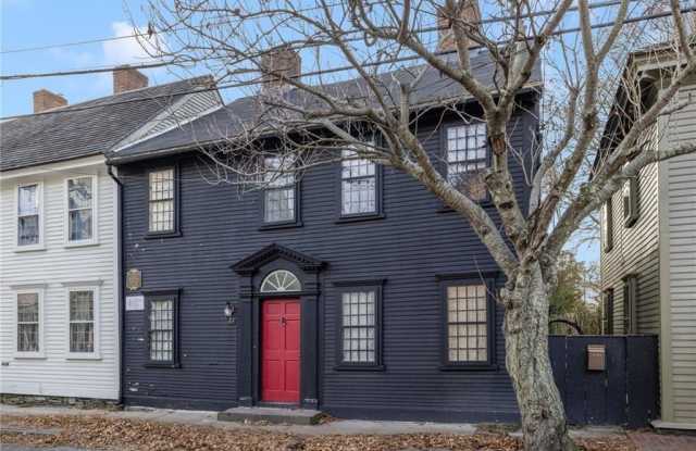 73 Thames Street unit: 1