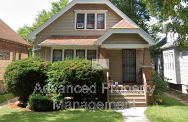 Photo of 3941 North 24th Place