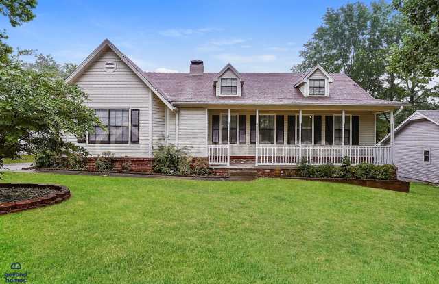 Updated 3BR Sherwood Home with Huge Fenced Yard