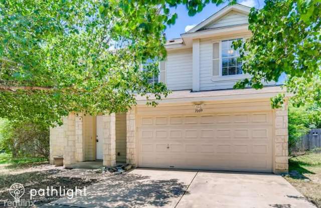 1009 Buttercup Ct UNIT