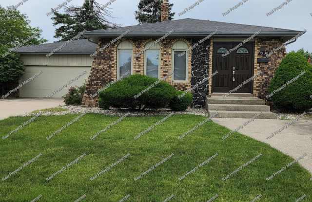 Three Bedroom Munster Tri-Level