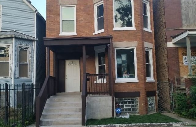 7147 S May St 2 - 7147 South May Street, Chicago, IL 60621