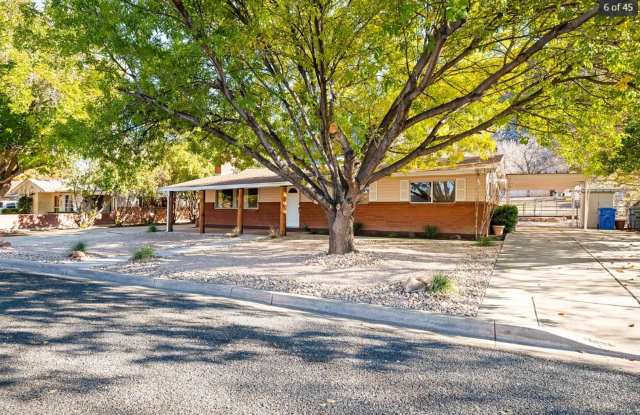 Photo of 3 Bed, 2 Bath Home For Rent