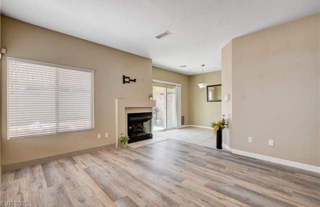 1661 Cloister Avenue