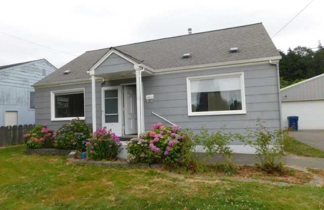 Two Story Single Family House with 2.5 Car Garage