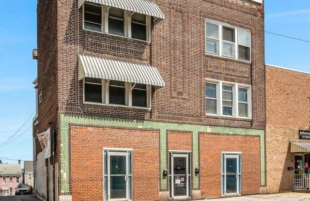727 E MARKET Street