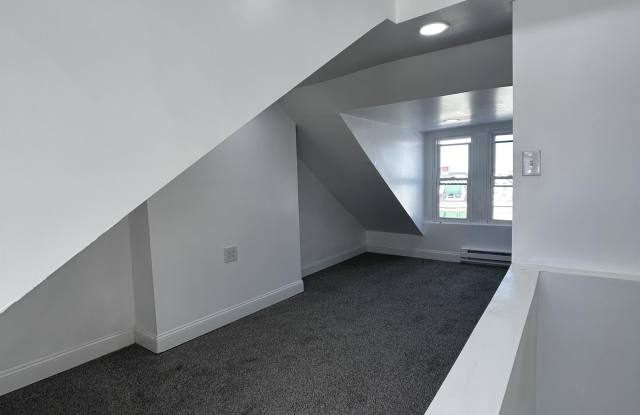 1332 Green Street - 1