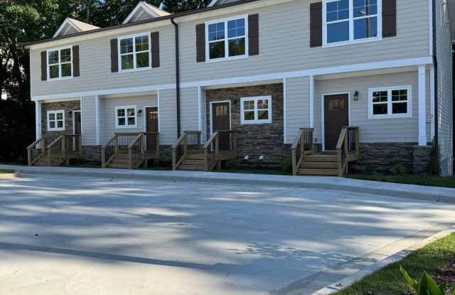 Luxury Lakeview Living Just Minutes from Downtown Gainesville