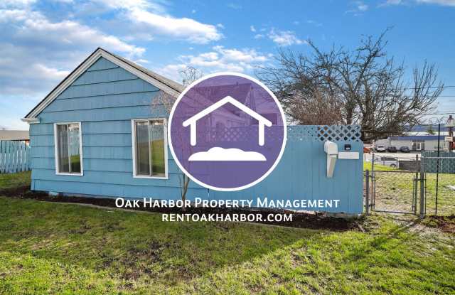 2 Bed 1 Bath - Harbor Views - Pet Friendly - NAS Whidbey
