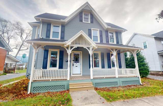 Photo of 604 BROAD Street