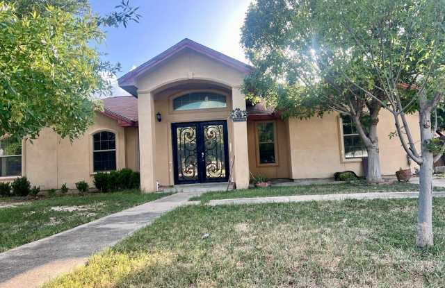 297 Westlakes Blvd