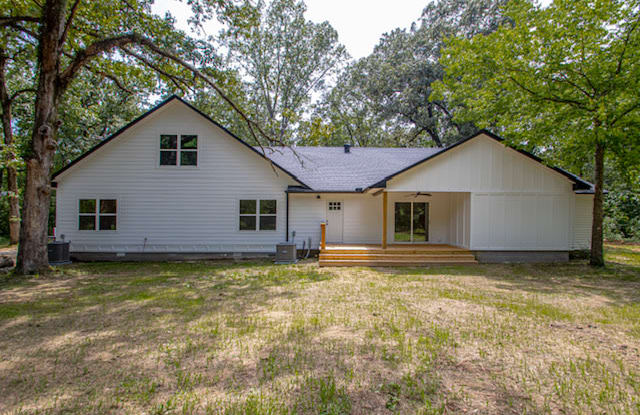 11196 Hinds Road - 11196 Hinds Road, Saline County, AR 72019