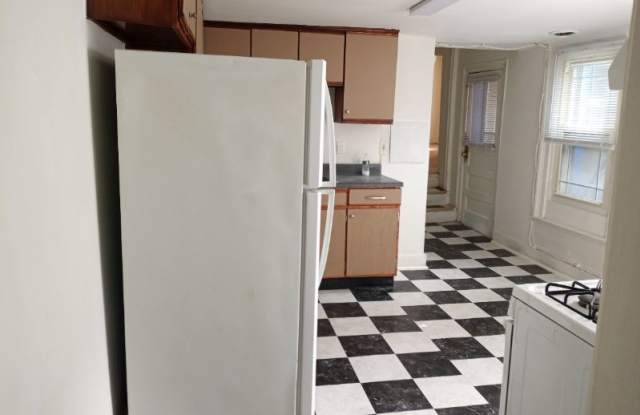103 Grand St 3