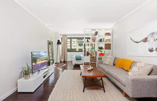 165 East 32nd Street