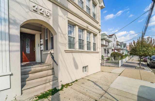 226 74TH ST - 226 74th Street, North Bergen, NJ 07047