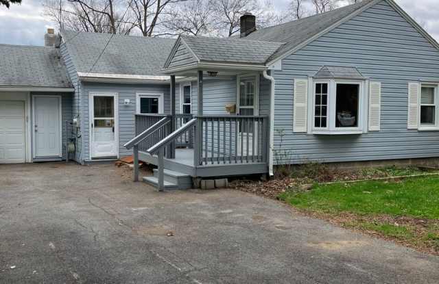 Photo of Updated Kitchen 3-4 bed ranch Mattydale