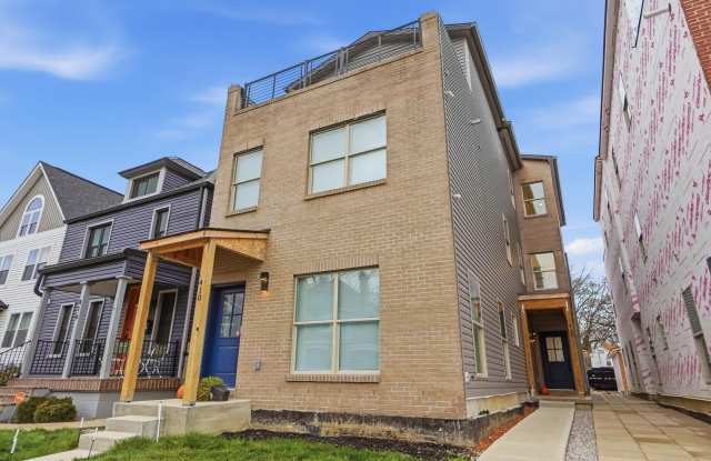 Photo of 412 St Clair Avenue unit: 412