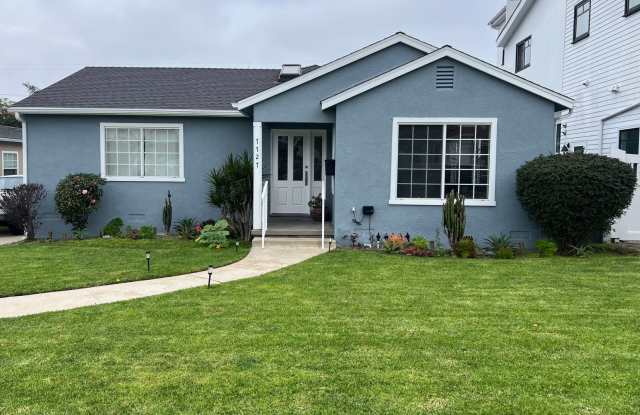 Lovely Home in the Kentwood area of Westchester