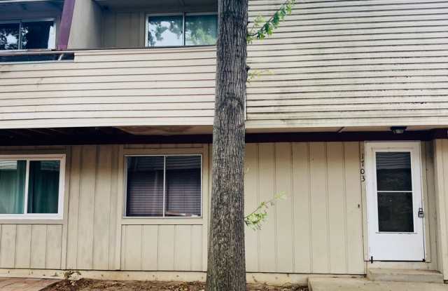 Photo of Wonderful 1-bedroom, 1.5-bath loft style condo!