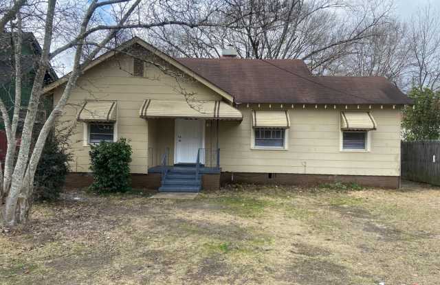 **AVAILABLE NOW**3 Bedroom / 1 Bathroom Home for Rent in Phenix City, AL***