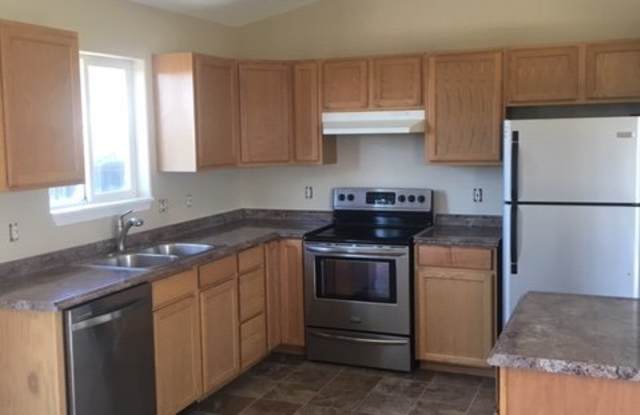 SINGLE FAMILY HOME ON STEVENS (RPM#40)