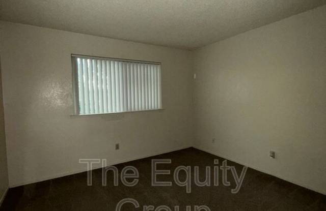 1414 West Elowin Ave