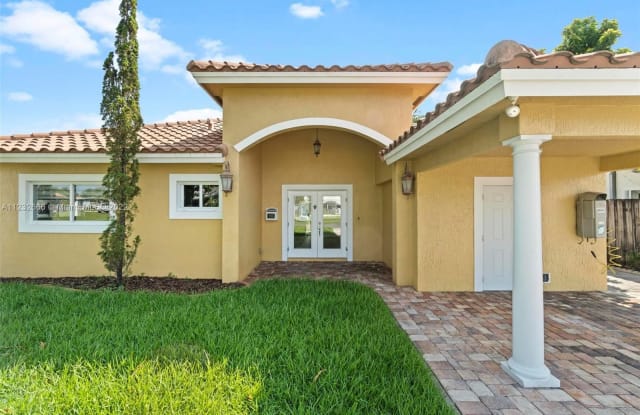 947 Nautilus Isle - 947 Nautilus Isle, Dania Beach, FL 33004