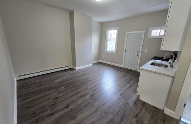 159 Montauk Avenue unit: 1