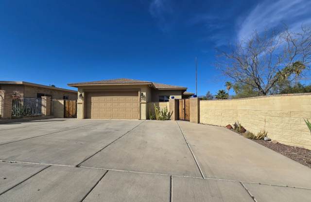 Beautiful East Side Home!!! Won't Last!! Must See!!