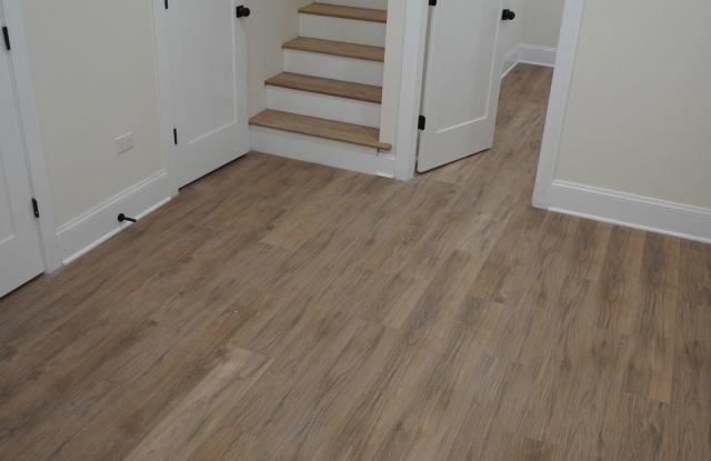 4636 Hamilton Avenue