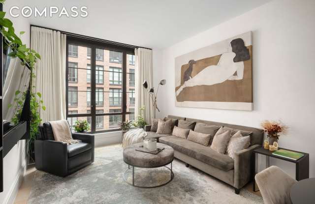 438 East 12th Street