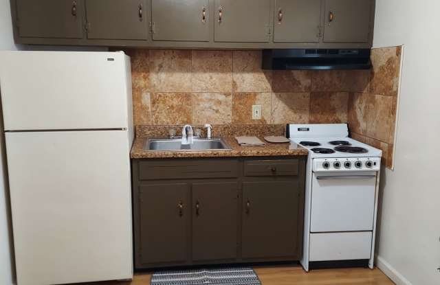 Photo of 423 Aylesford Place - 5