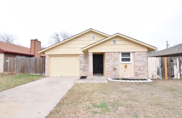 2111 Coach Dr - 2111 Coach Drive, Killeen, TX 76543