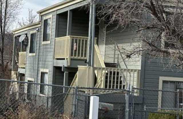 Photo of 330 S Alarcon Street unit: B