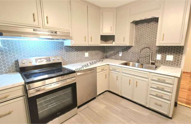 738 East 35th Street