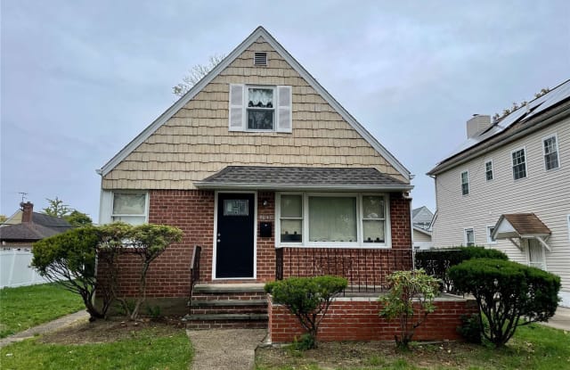 80-40 266th Street - 80-40 266th Street, Queens, NY 11004