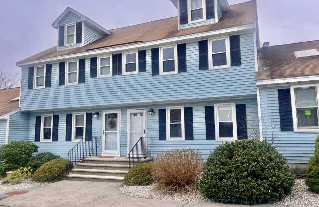 241 Broadway Road - 241 Broadway Road, Middlesex County, MA 01826