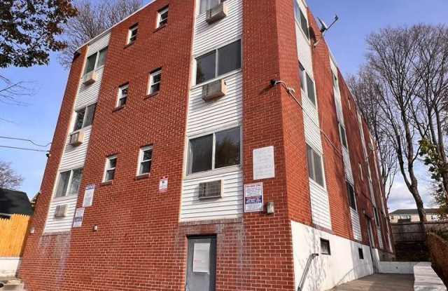 Photo of 76 Palisade Avenue