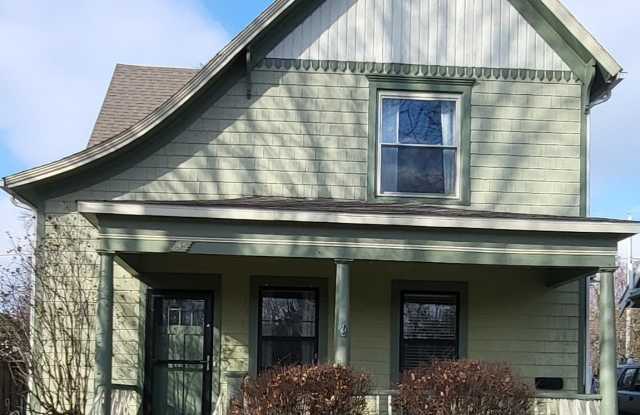 915 Edgewater Avenue - 2