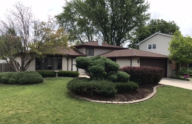 7105 Summit Road - 7105 Summit Road, Darien, IL 60561