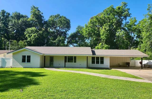 Gorgeous 3-Bedroom 2- Bath Home in Lafayette, LA