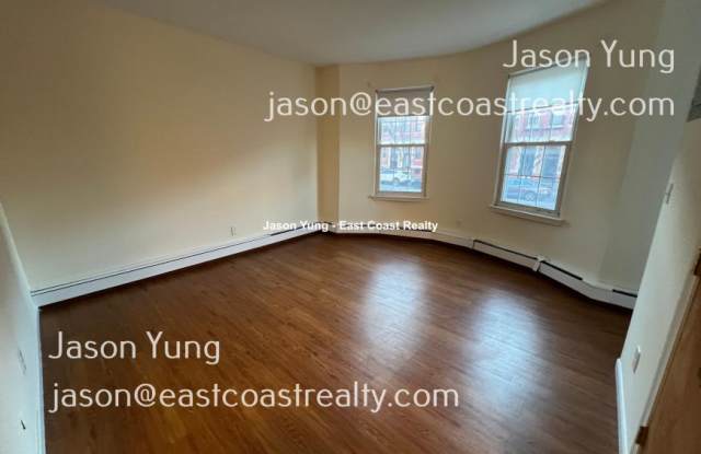 40-82 South Huntington Ave.