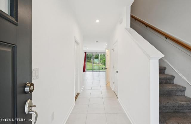 277 HENRYS BLUFF Place